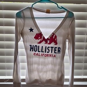 Hollister Long sleeved tee